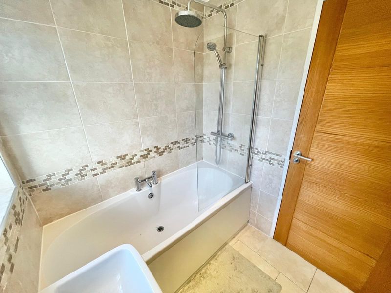 Ascot Drive Great Sutton